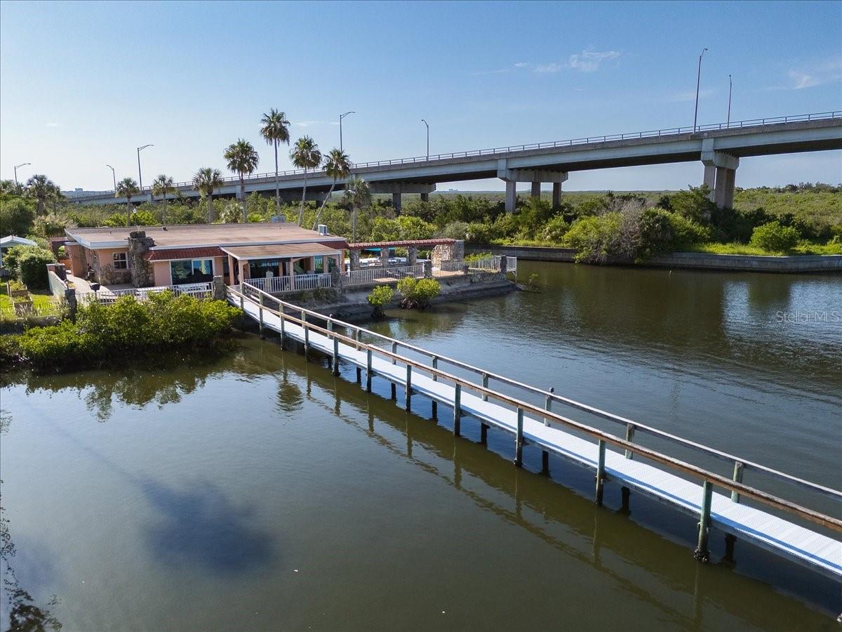 BOUCHELLES ISLAND - Residential