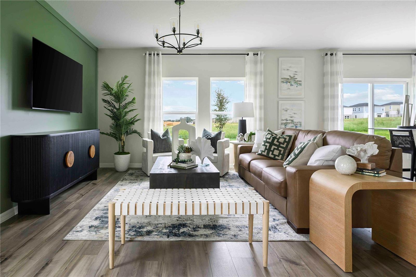 PASADENA WOODS - Residential