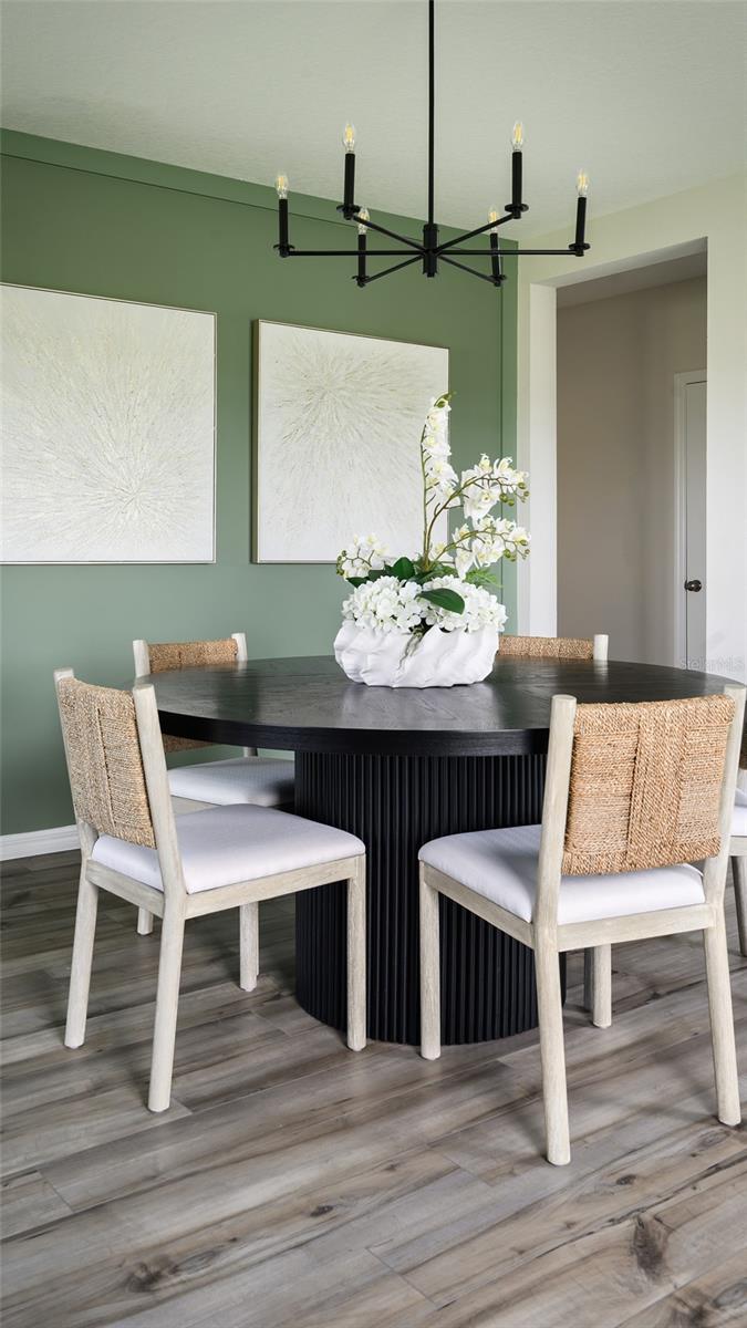 PASADENA WOODS - Residential
