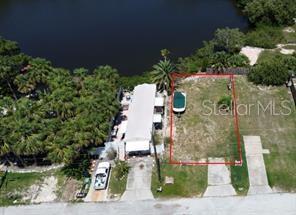 EDGEWATER GARDENS - Land