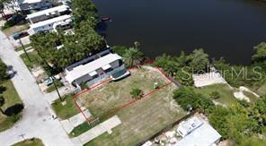 EDGEWATER GARDENS - Land