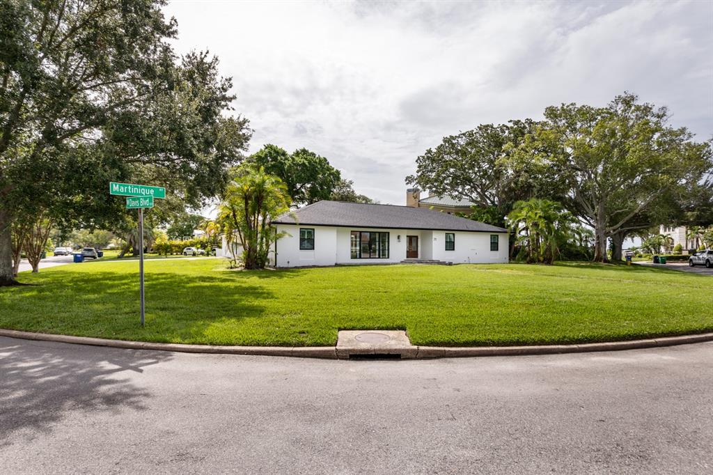 DAVIS ISLANDS REP OF PT O - Residential