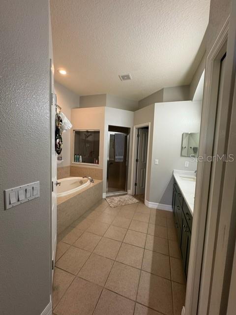 GULF HARBOR VILLAS PH 01 - Residential