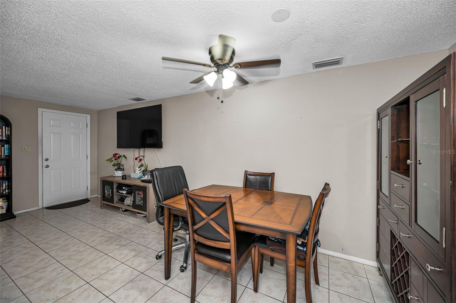 GARDENS BEACON SQUARE - Residential