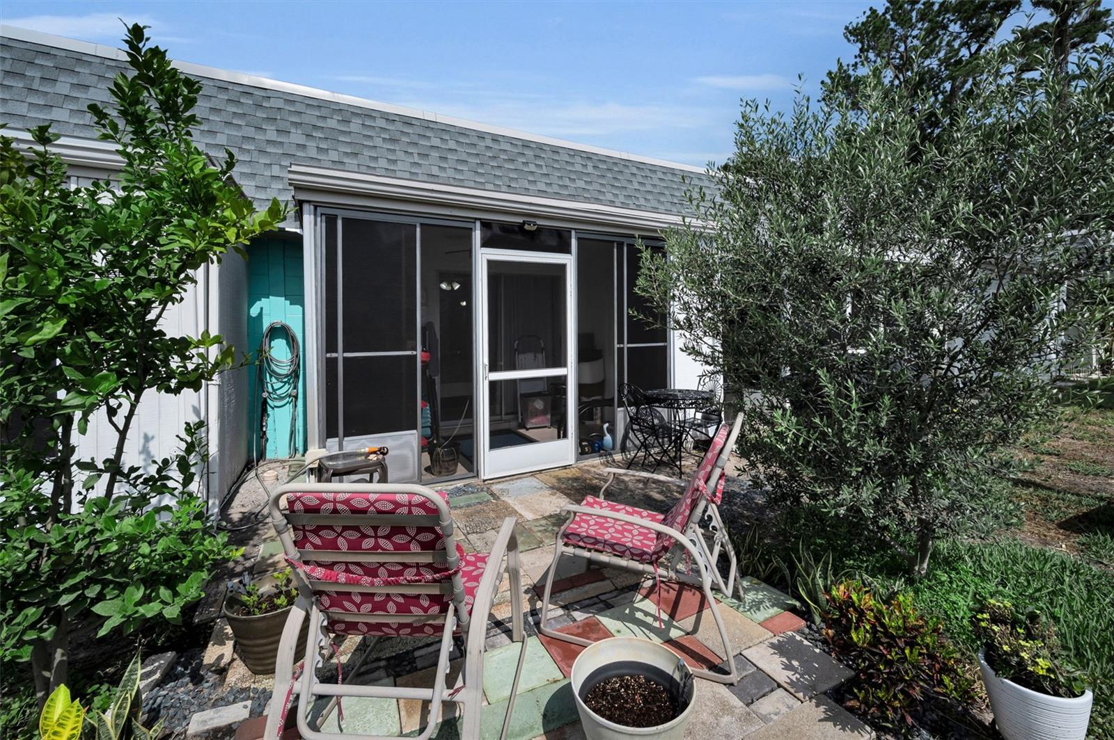 GARDENS BEACON SQUARE - Residential