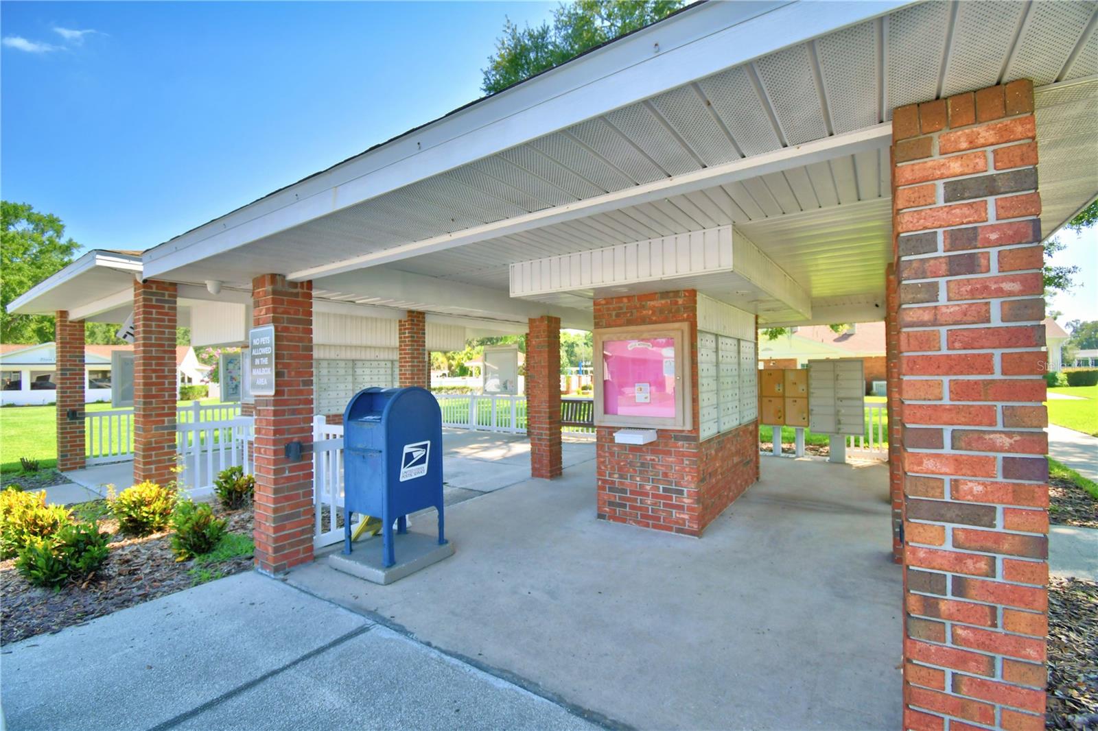 COLONNADES PH 1 - Residential