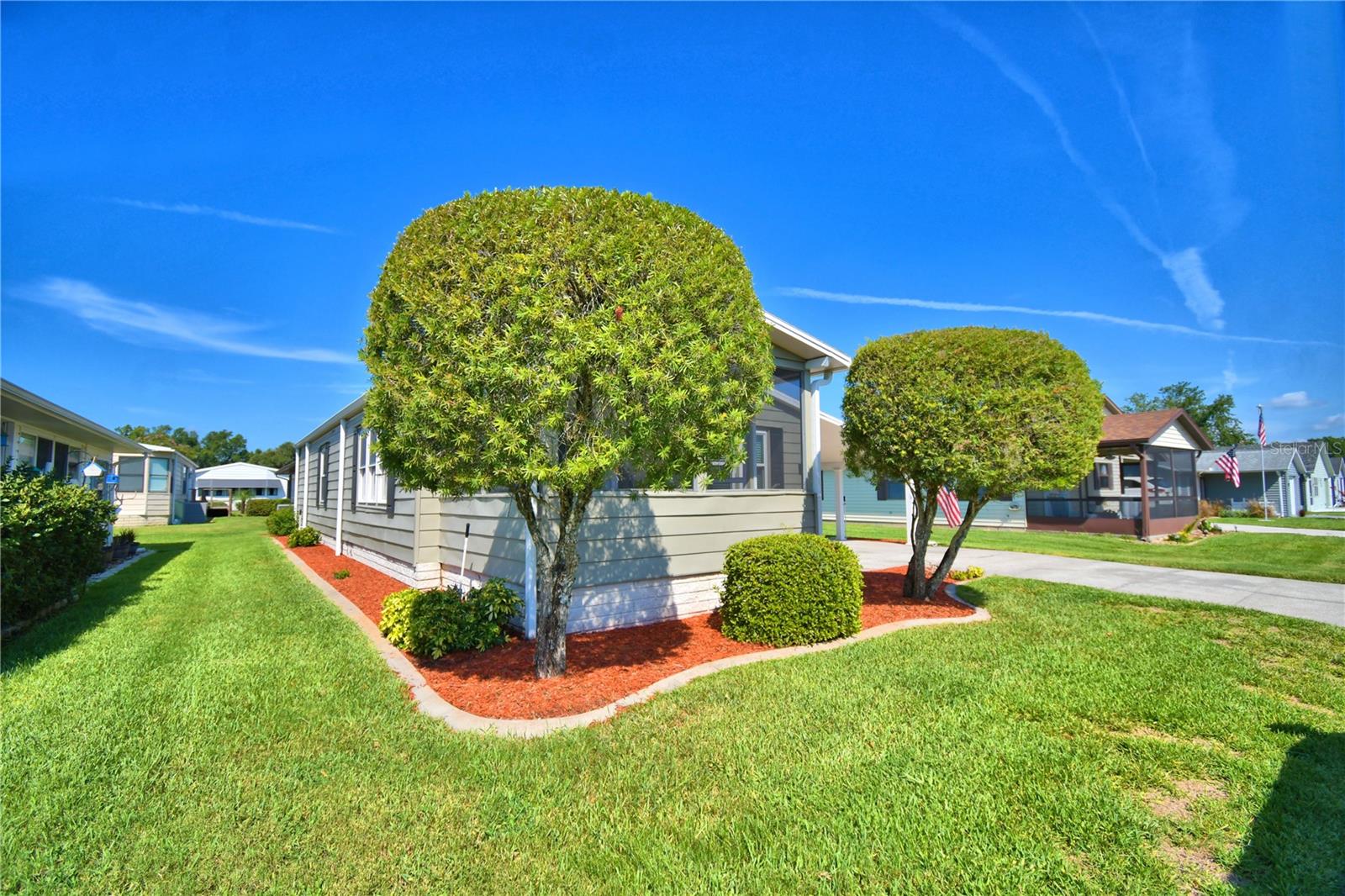 COLONNADES PH 1 - Residential