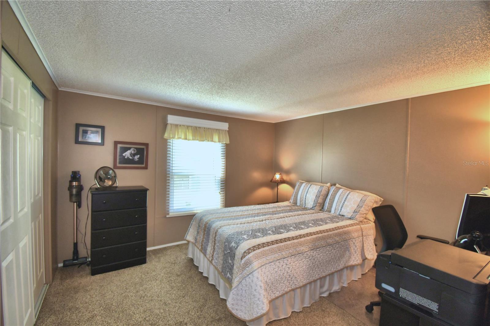 COLONNADES PH 1 - Residential
