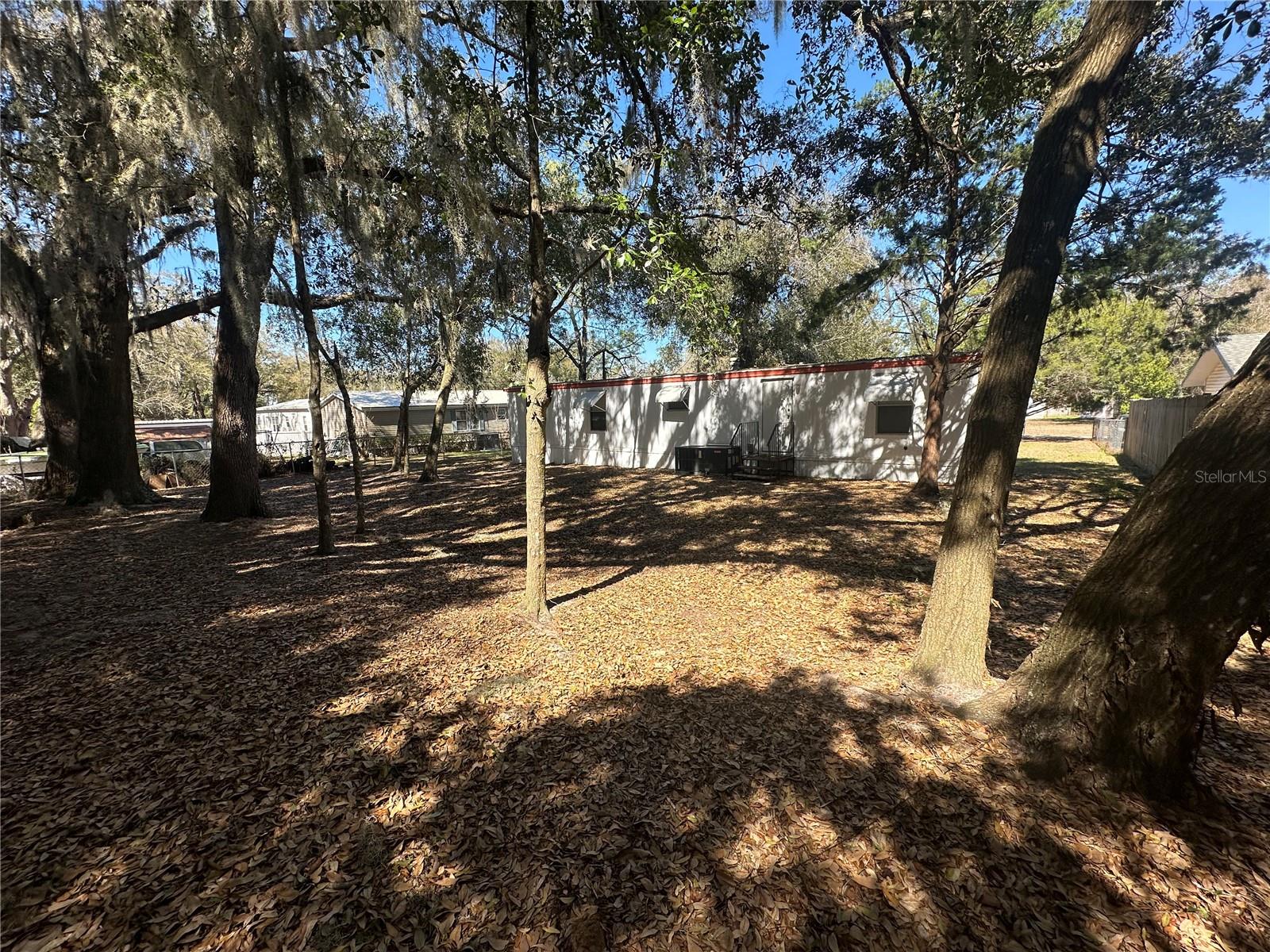 LITTLE LAKE WEIR - Residential