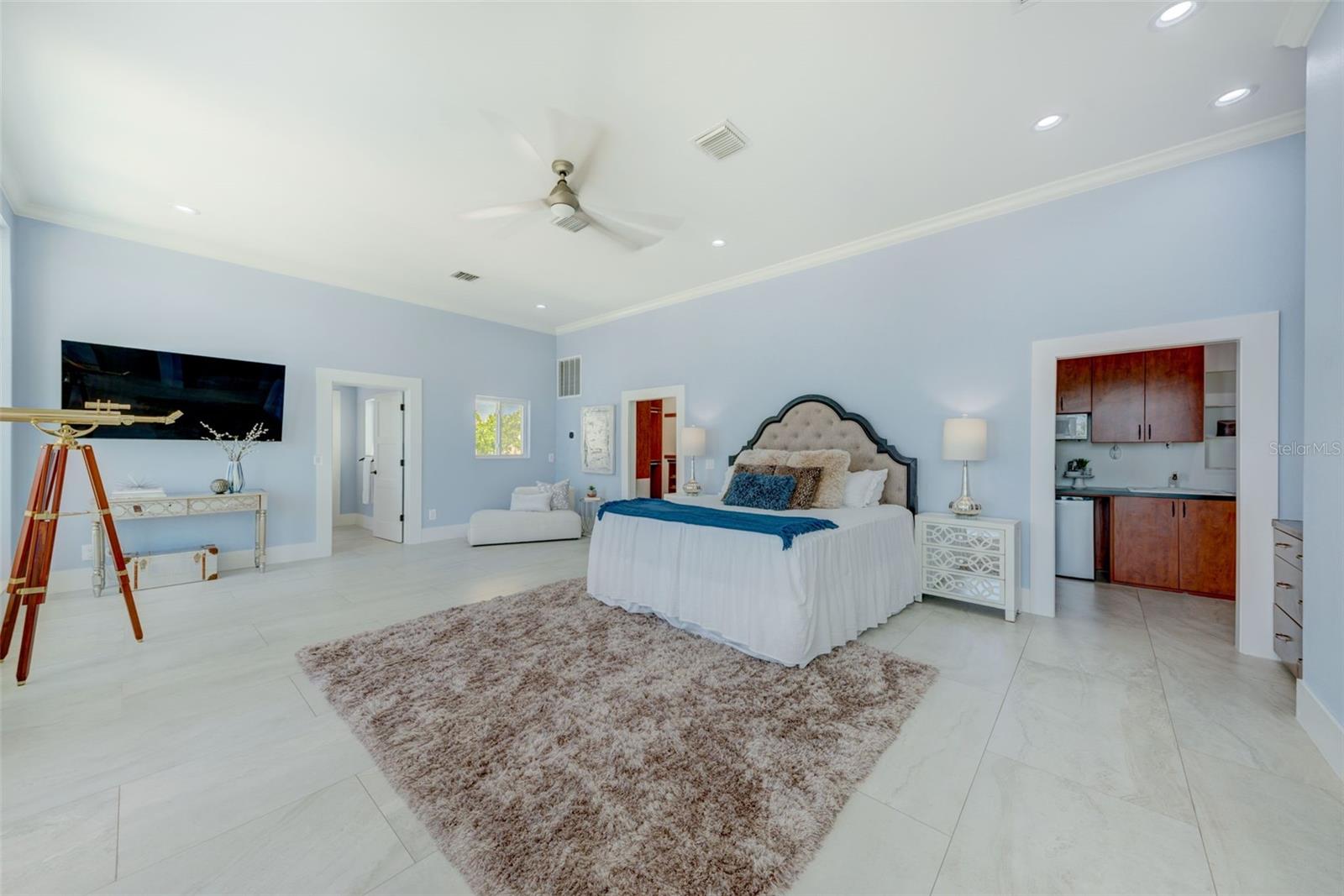 BAYWOOD VILLAGE - Residential