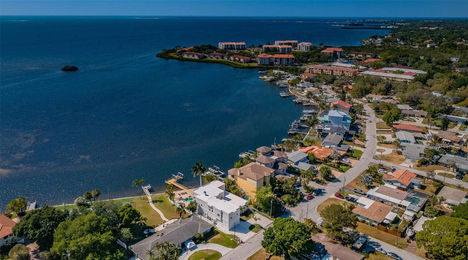 BAYWOOD VILLAGE - Residential