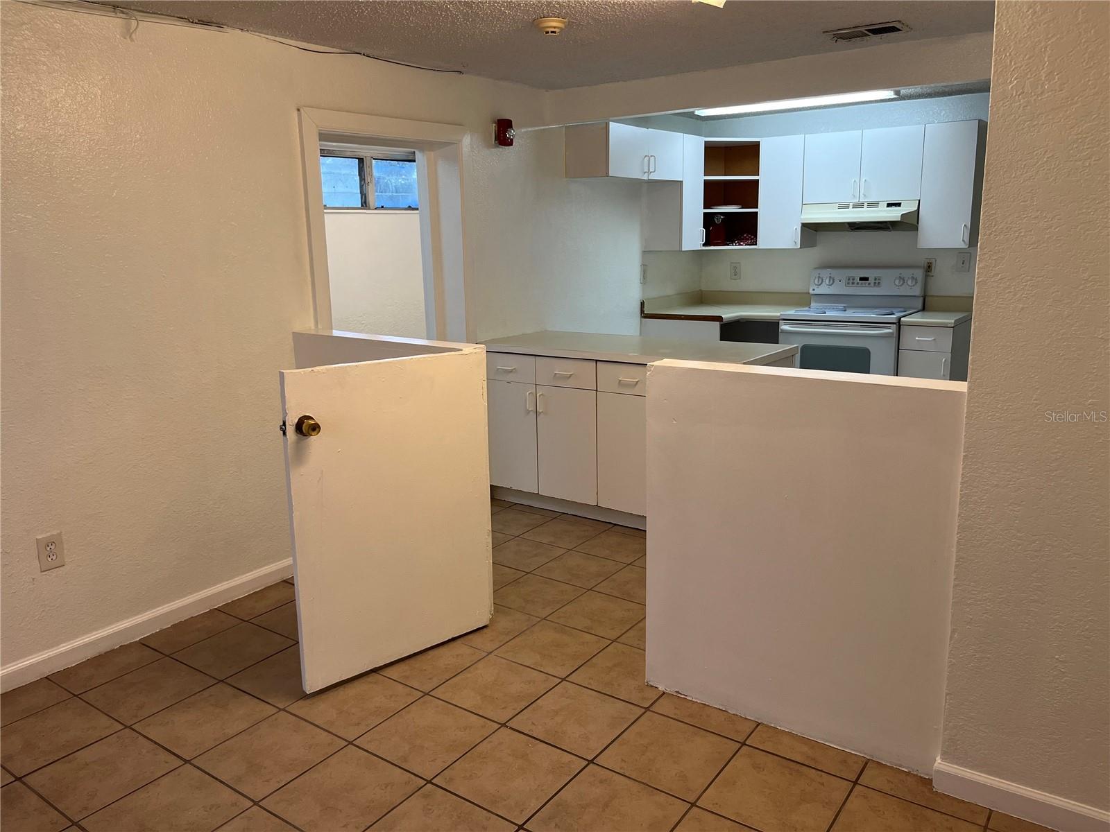WEST COLONIAL HEIGHTS - Commercial Lease