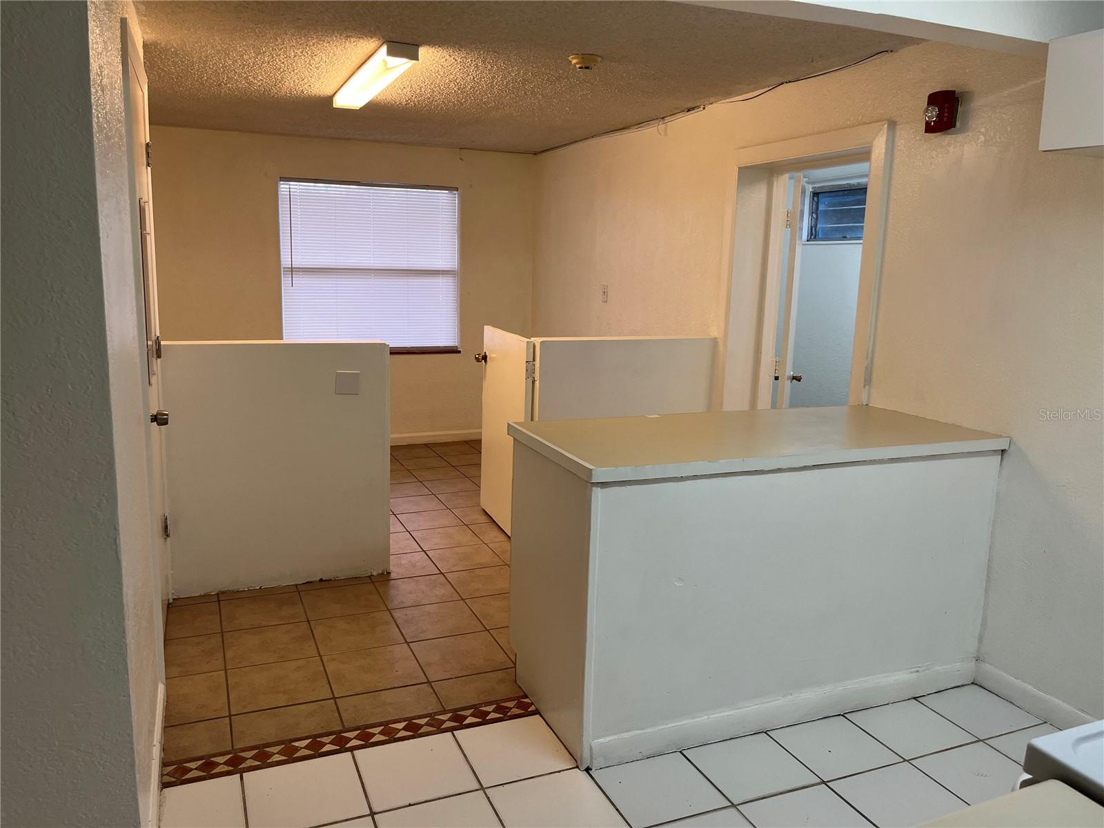 WEST COLONIAL HEIGHTS - Commercial Lease