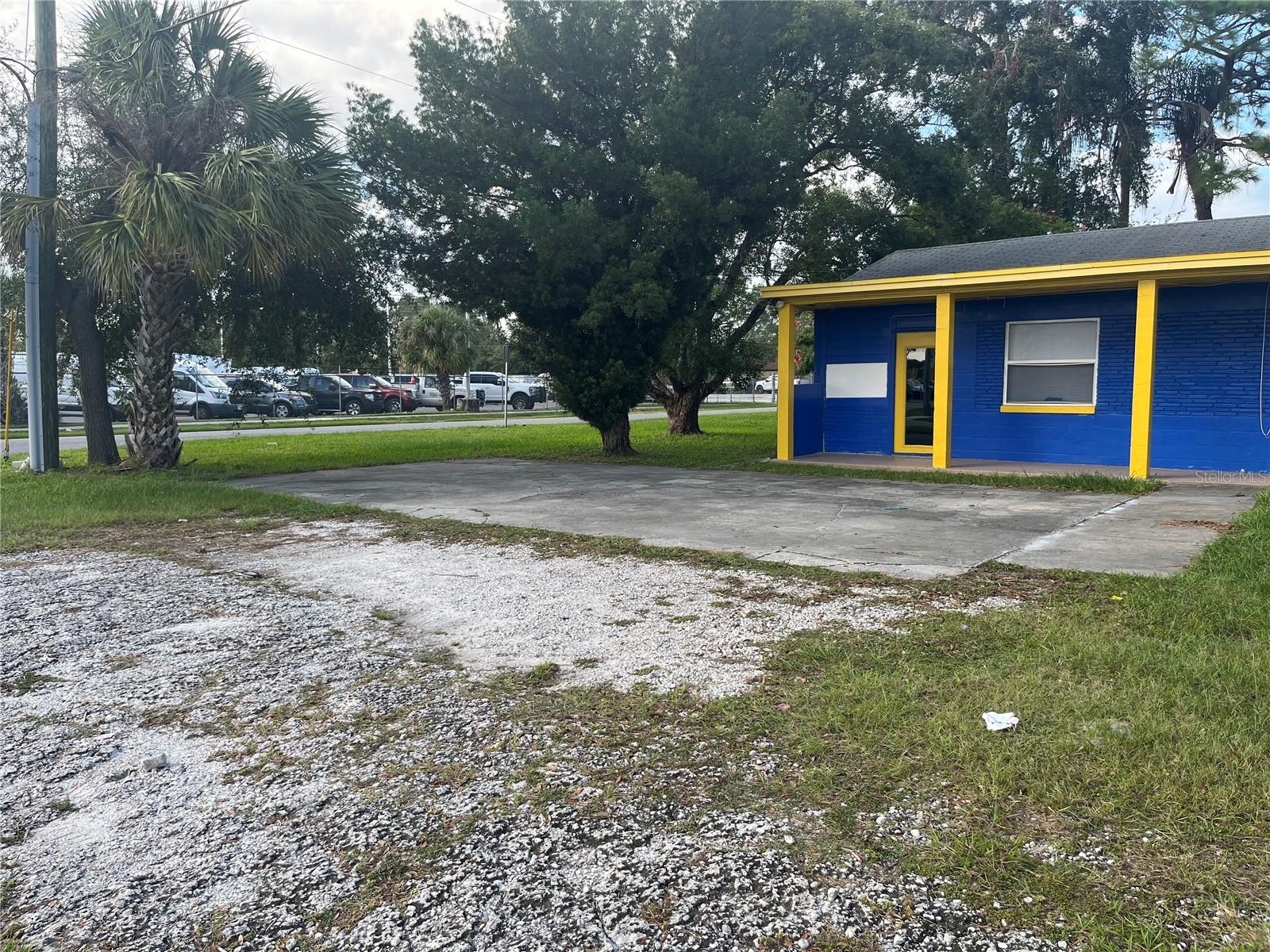 WEST COLONIAL HEIGHTS - Commercial Lease