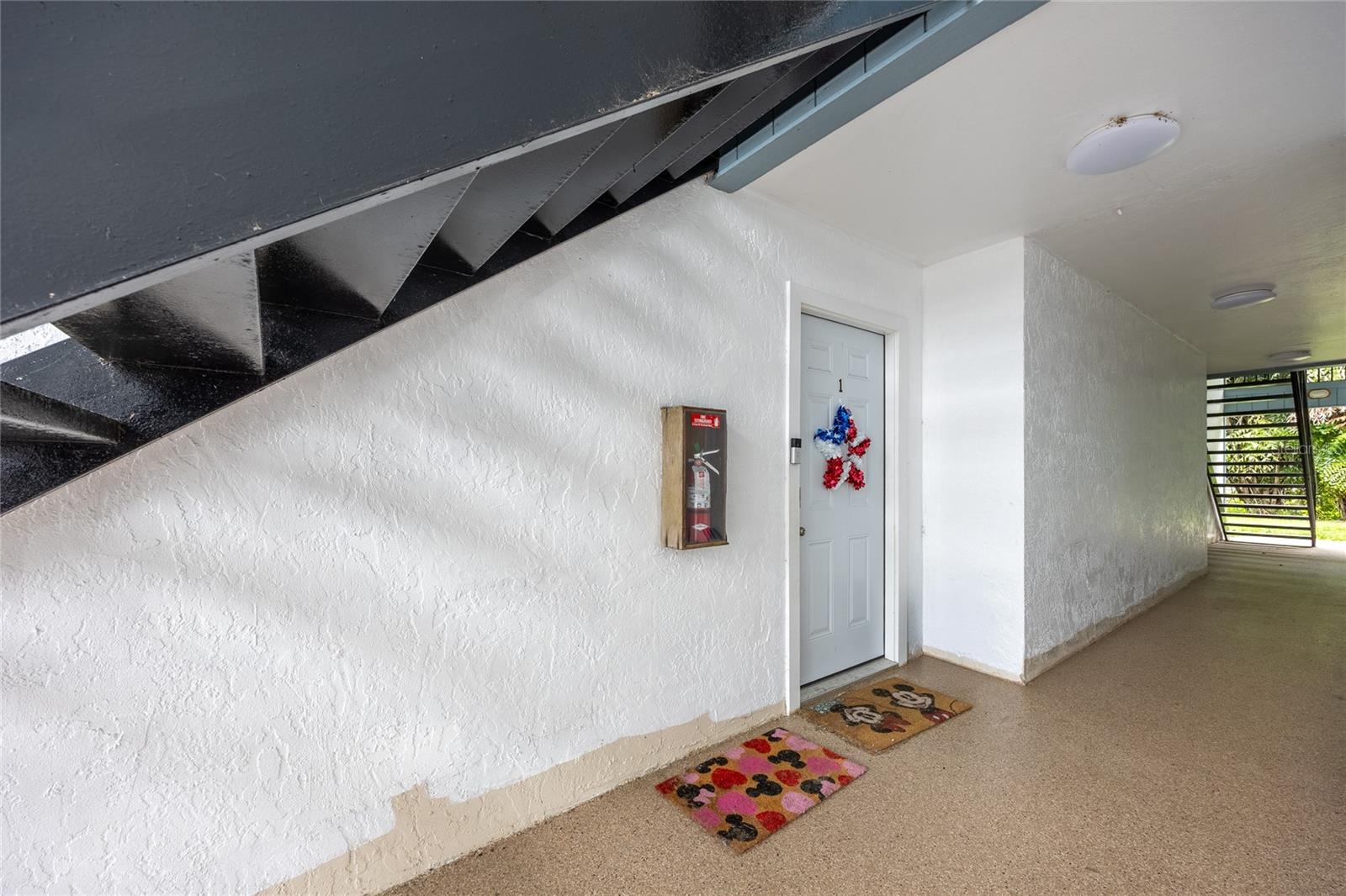 TIMBERLAKE CONDO 02 - Residential
