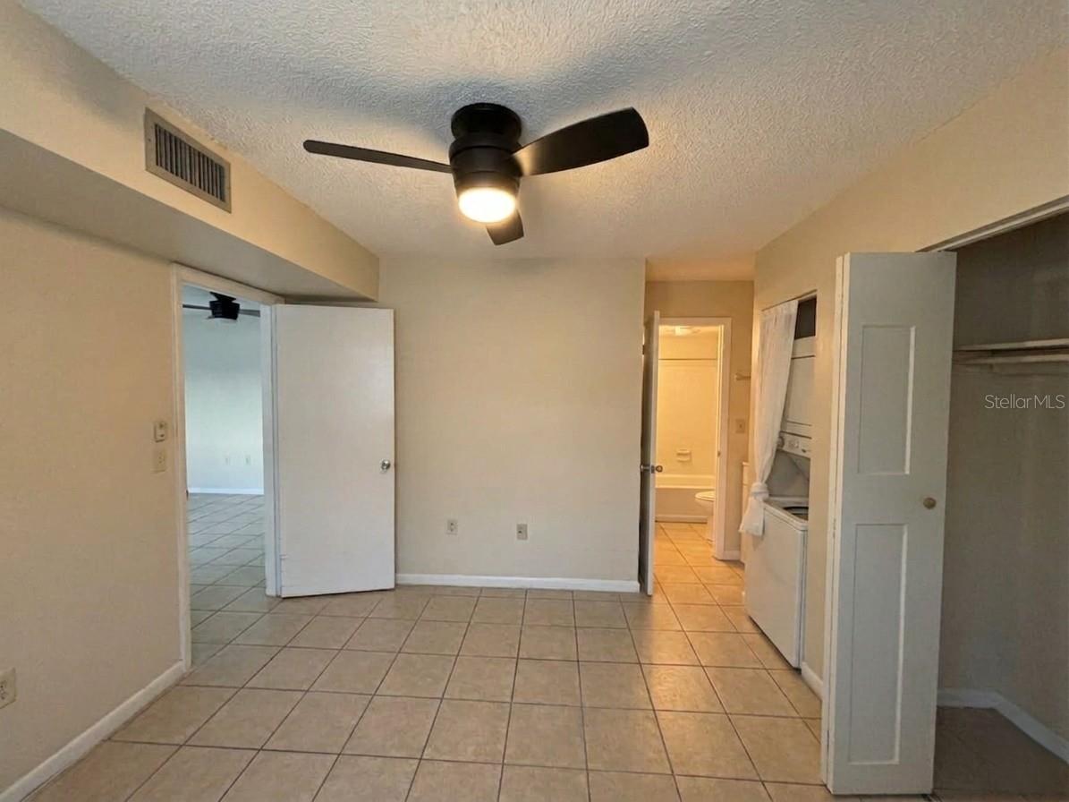 LAMPLIGHTER VILLAGE - Residential