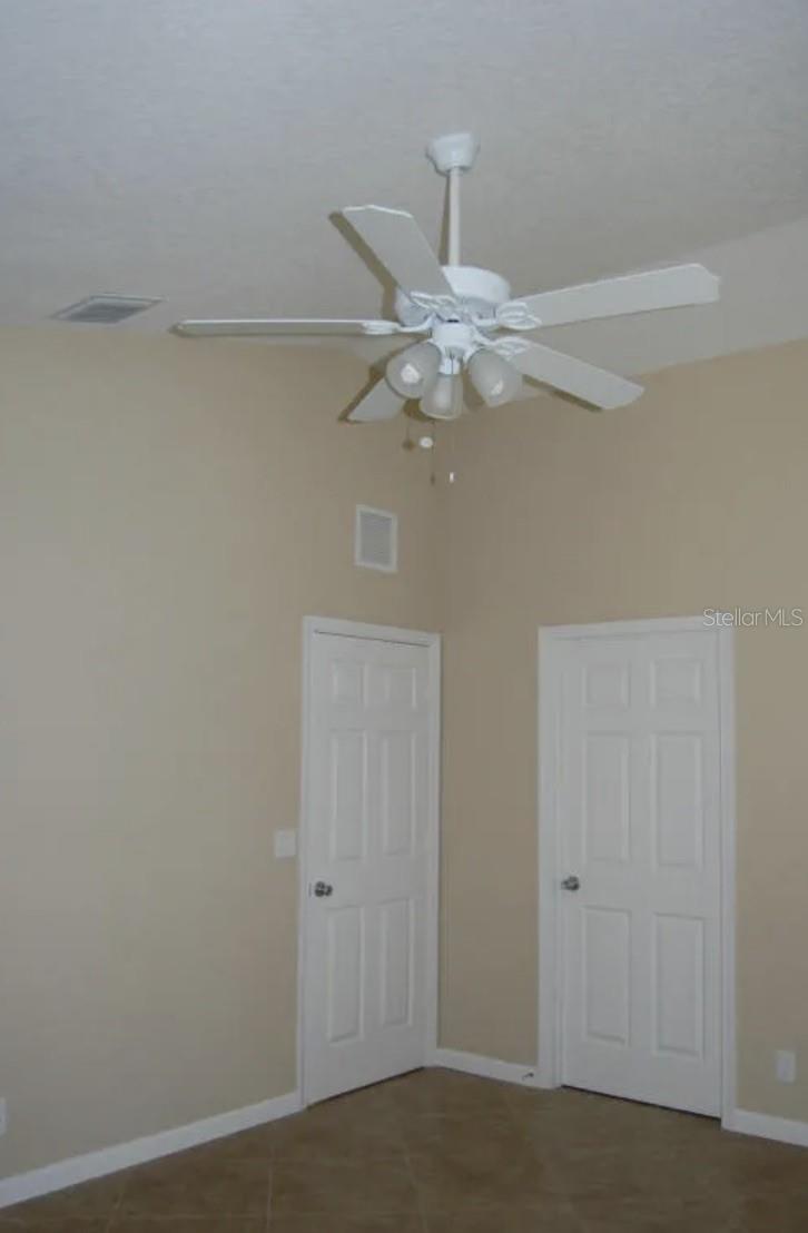 SOUTHRIDGE - Commercial Sale