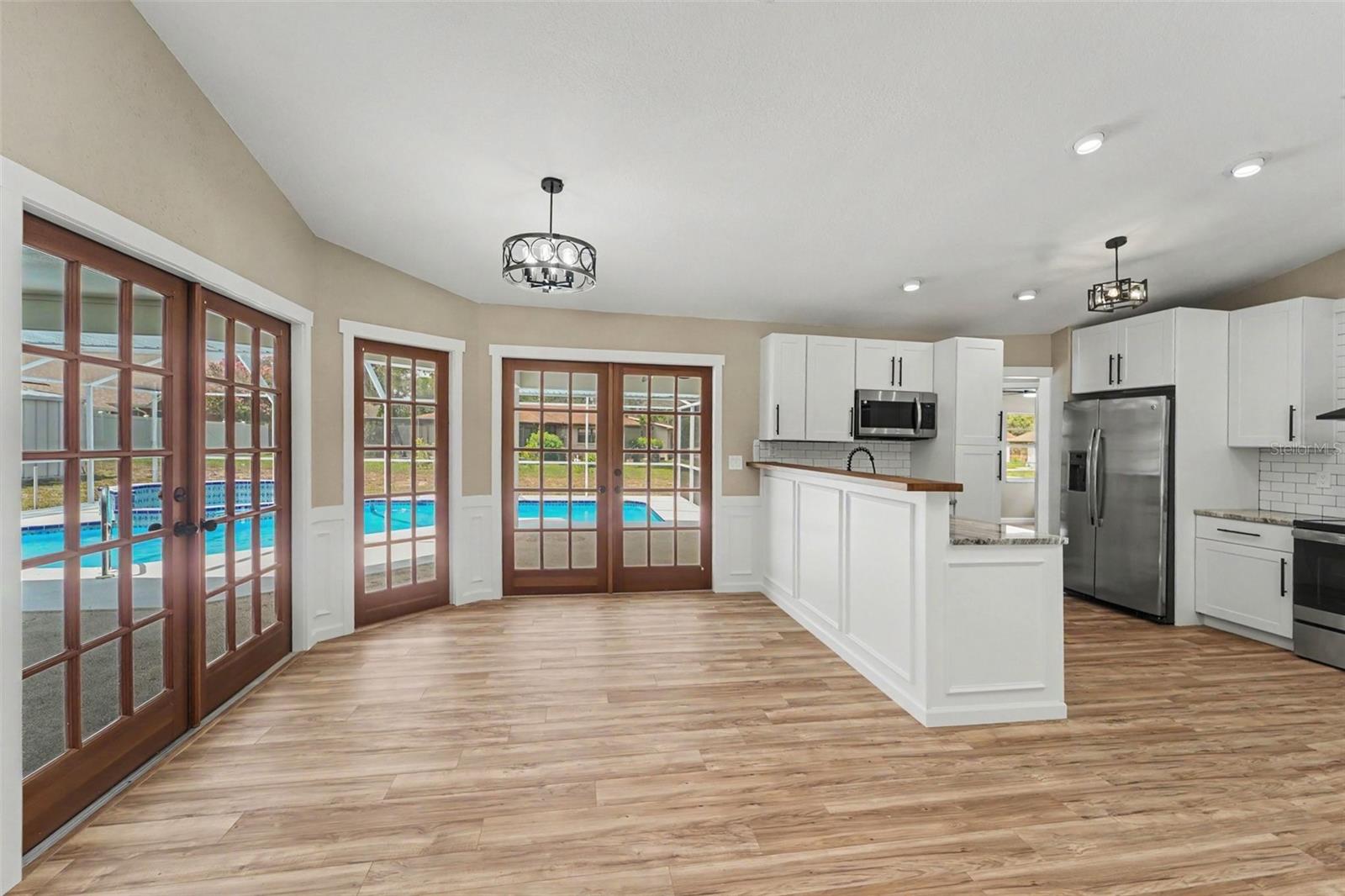 SPRING HILL - Residential