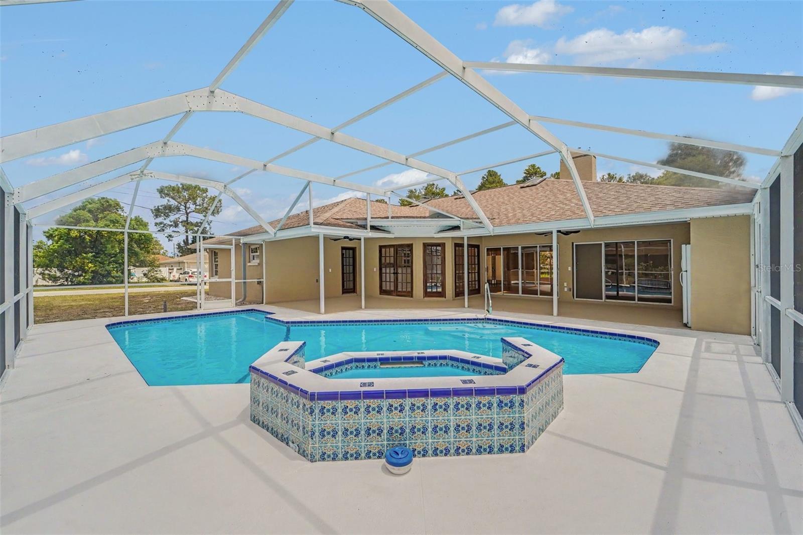 SPRING HILL - Residential