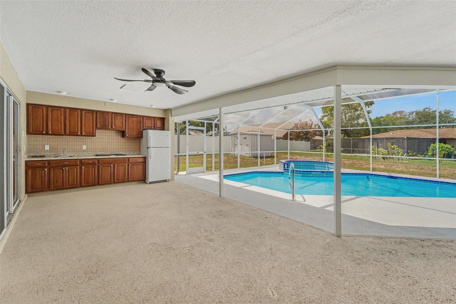 SPRING HILL - Residential