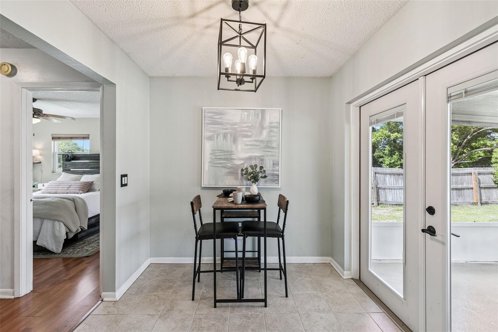 LAKE SEARCY SHORES - Residential