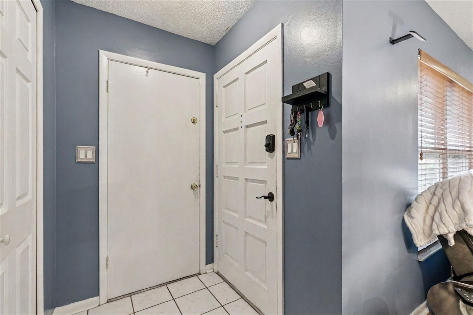 LAKE SEARCY SHORES - Residential
