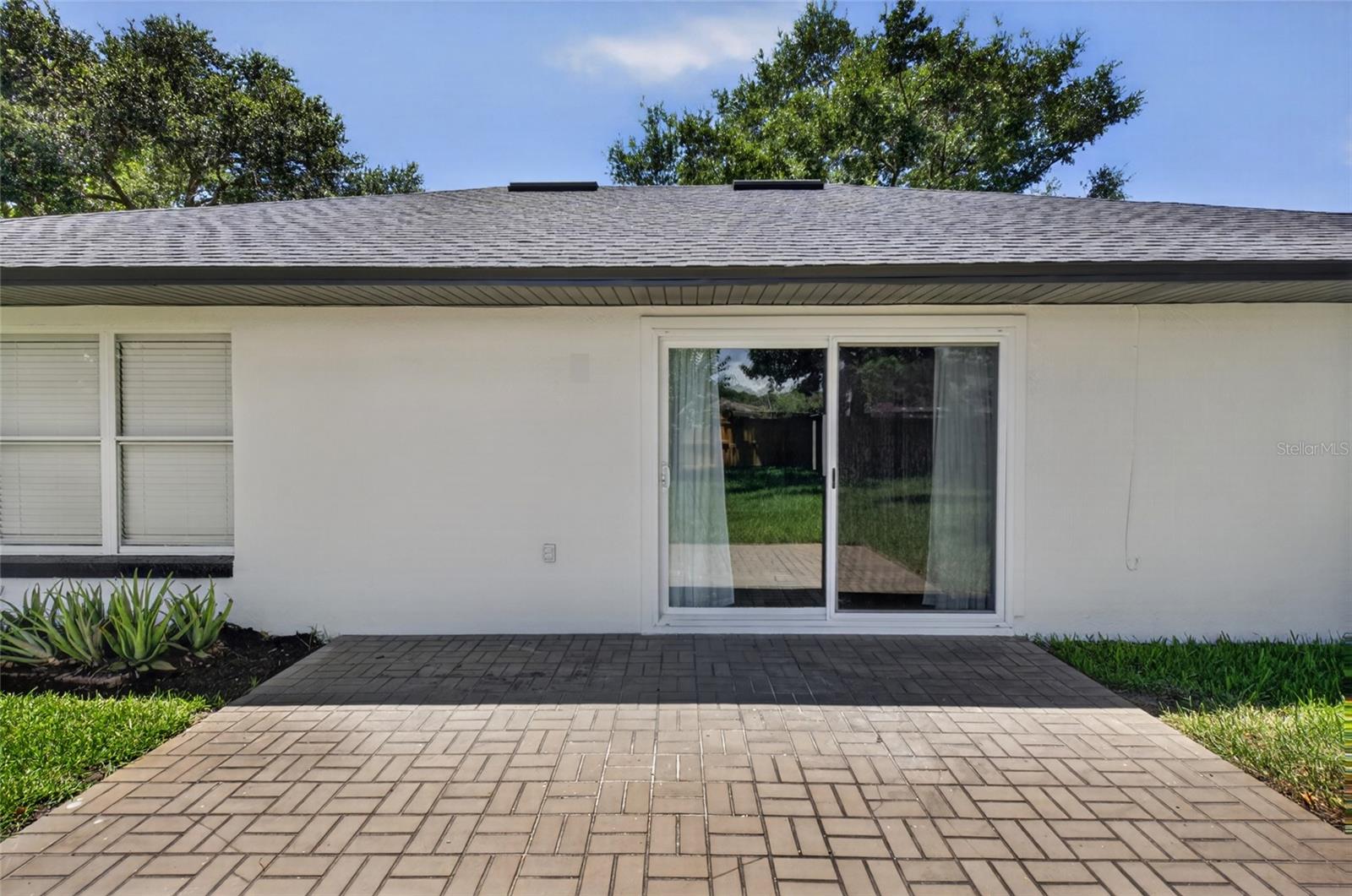 CROWN POINT SPGS - Residential