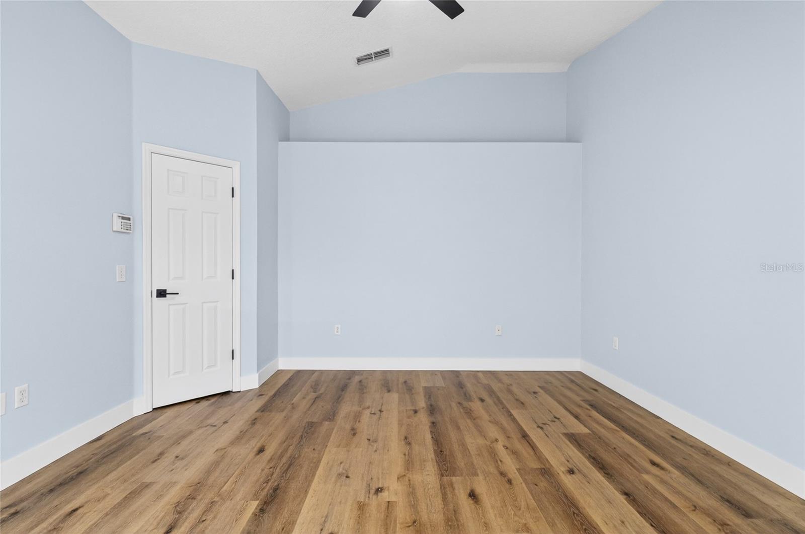 CROWN POINT SPGS - Residential