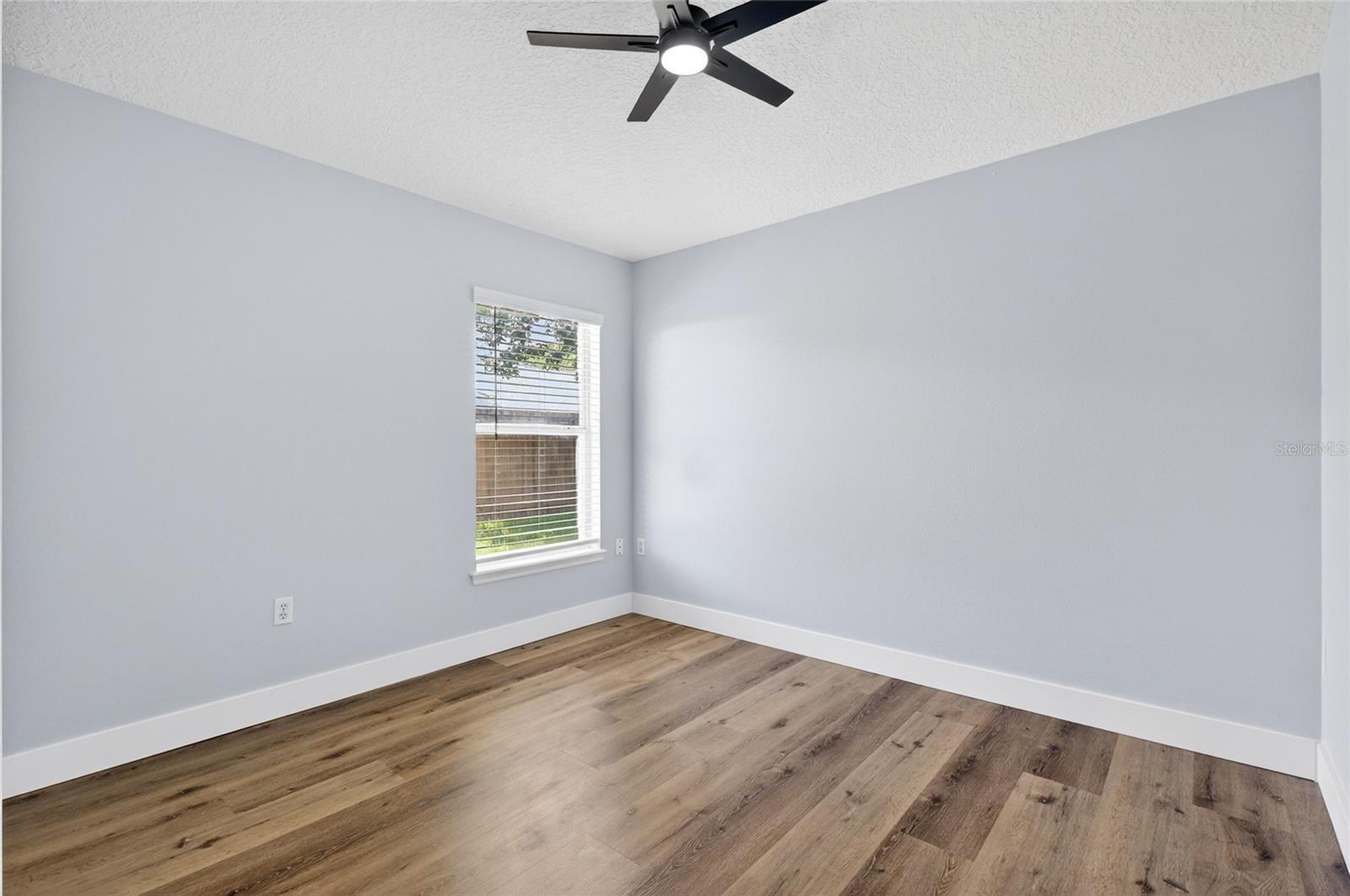 CROWN POINT SPGS - Residential