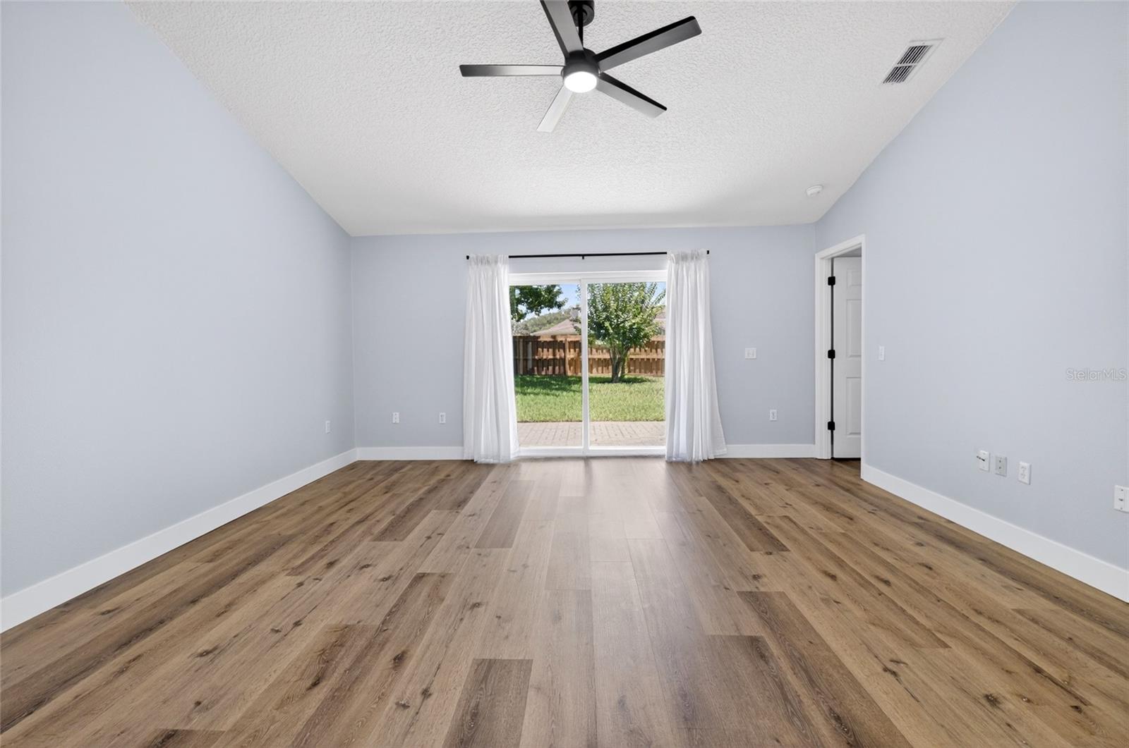 CROWN POINT SPGS - Residential