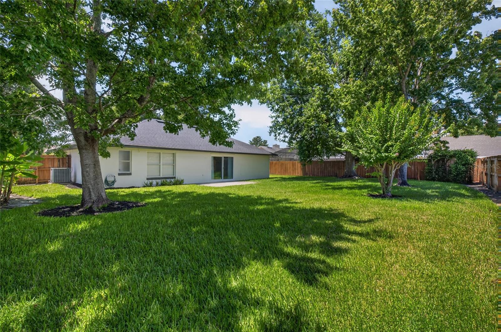 CROWN POINT SPGS - Residential
