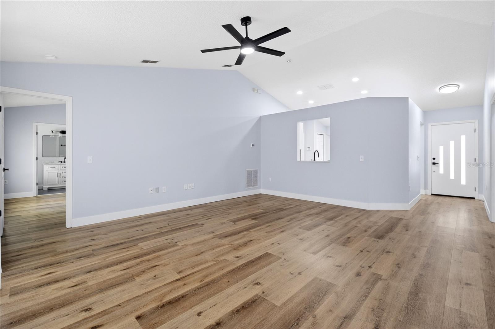 CROWN POINT SPGS - Residential