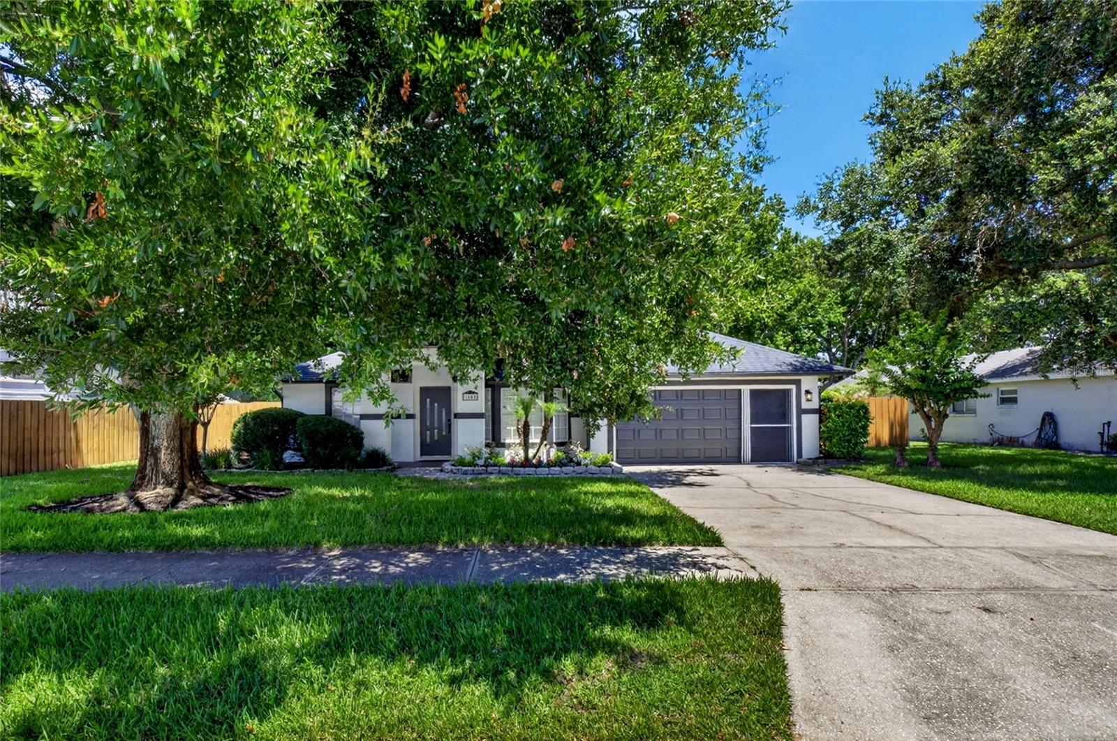 CROWN POINT SPGS - Residential