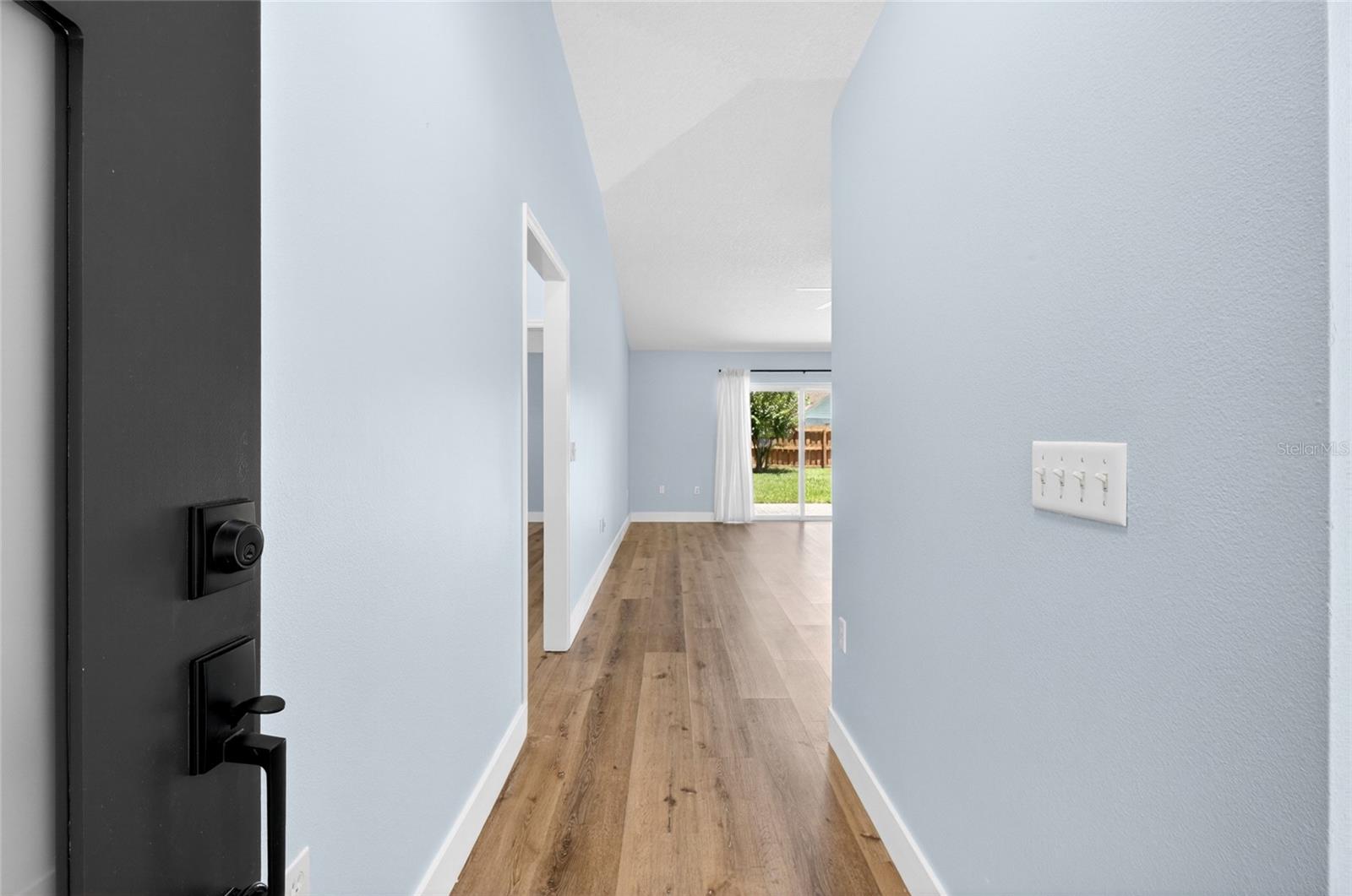CROWN POINT SPGS - Residential