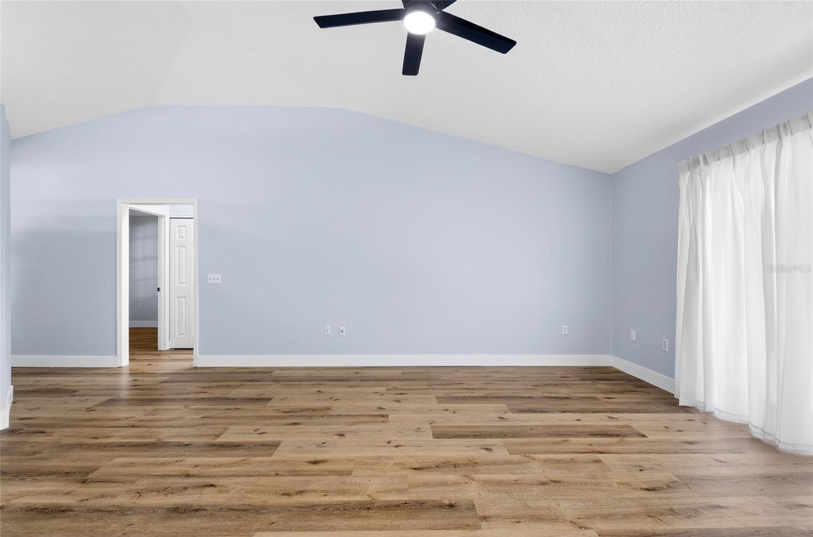 CROWN POINT SPGS - Residential