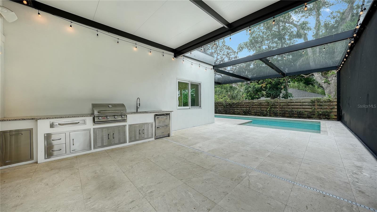 LA LINDA TERRACE - Residential