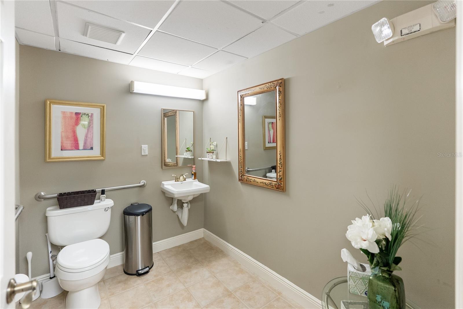 OSPREY EXECUTIVE PARK - Commercial Sale