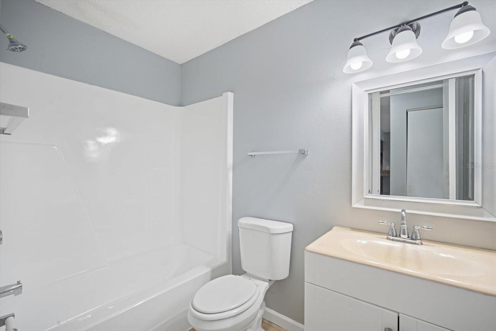 THE HAMPTONS AT BRANDON A CONDO - Residential
