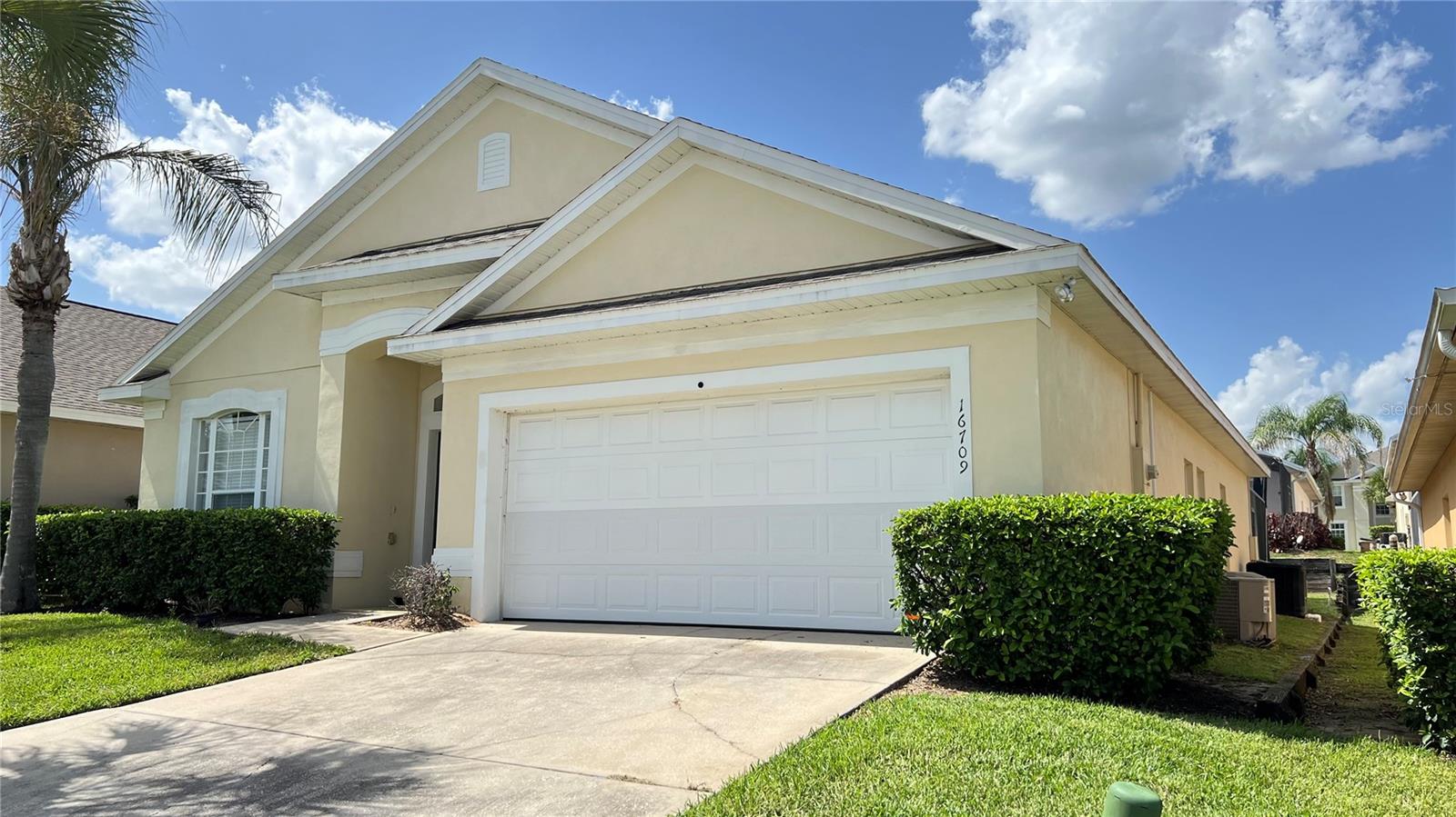 GLENBROOK PH II SUB - Residential Lease