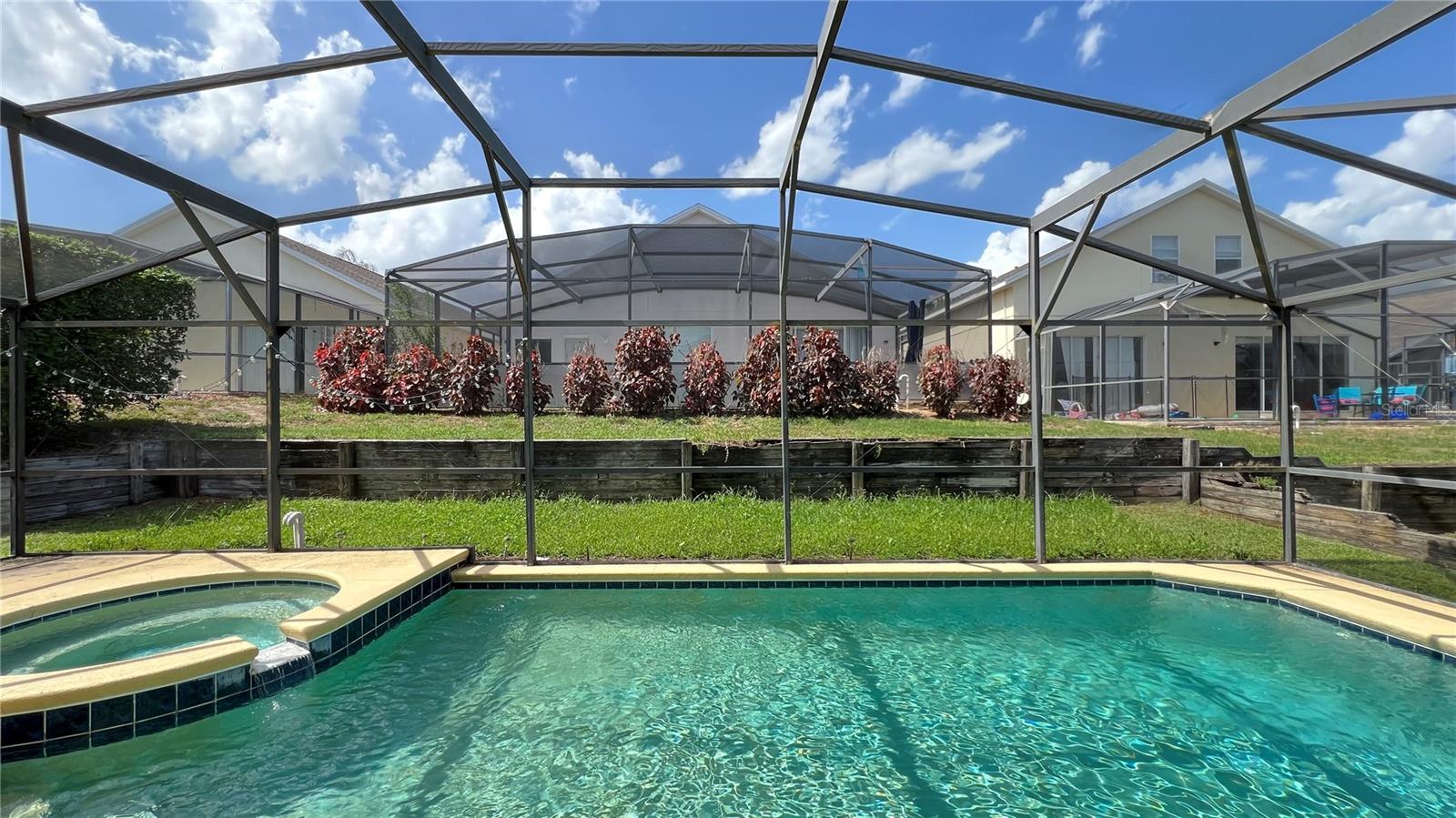 GLENBROOK PH II SUB - Residential Lease