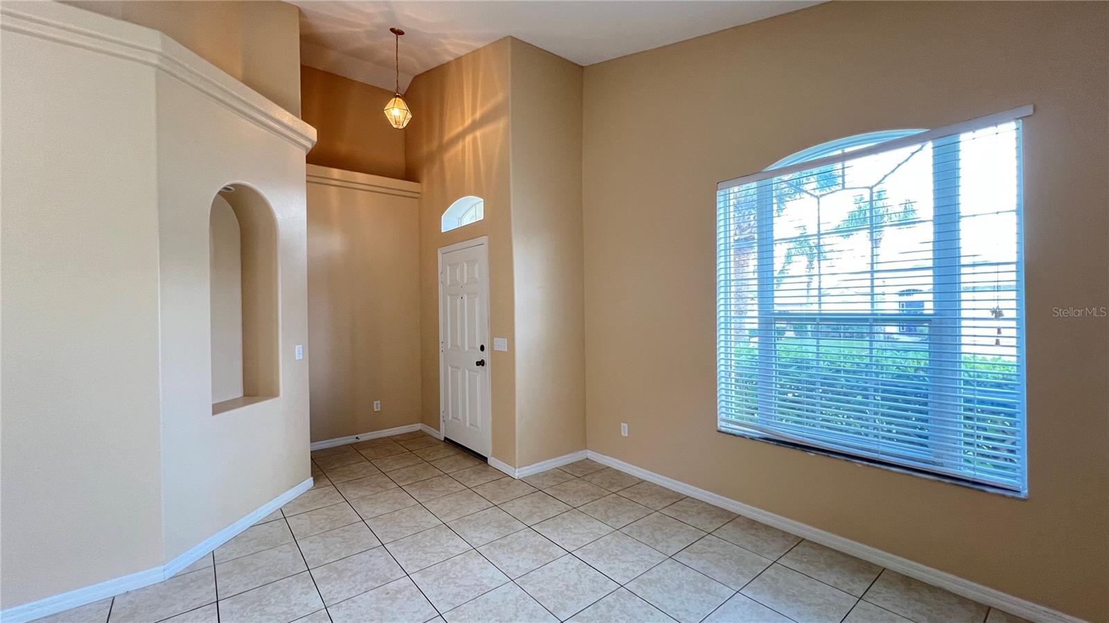 GLENBROOK PH II SUB - Residential Lease
