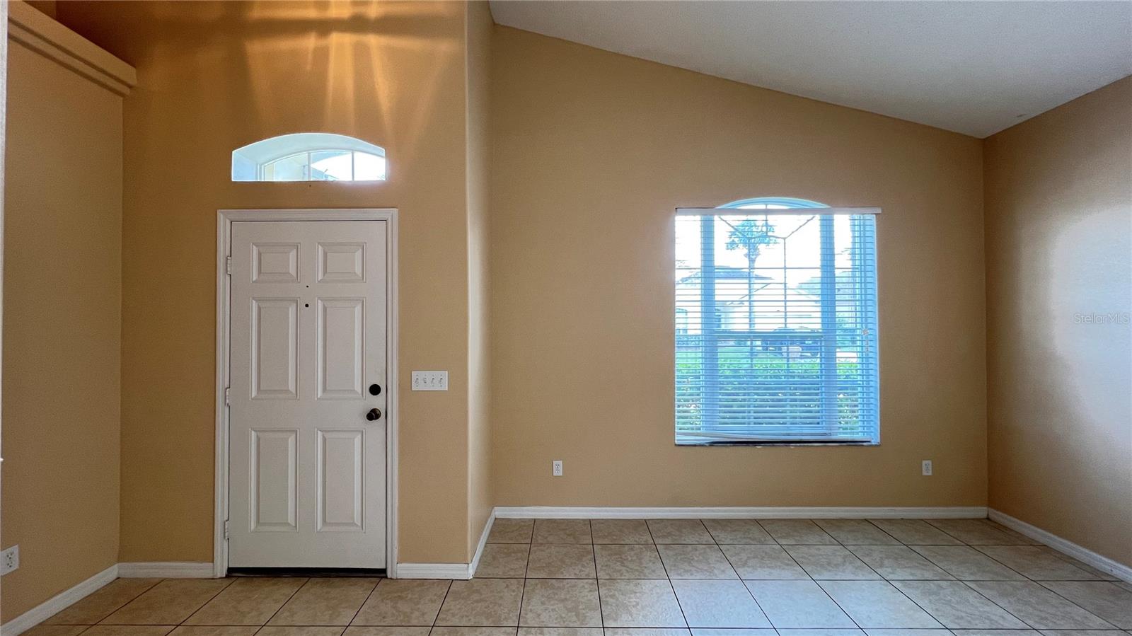 GLENBROOK PH II SUB - Residential Lease