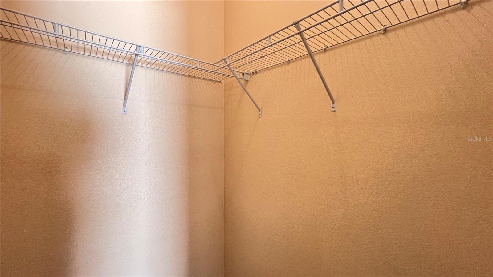 GLENBROOK PH II SUB - Residential Lease