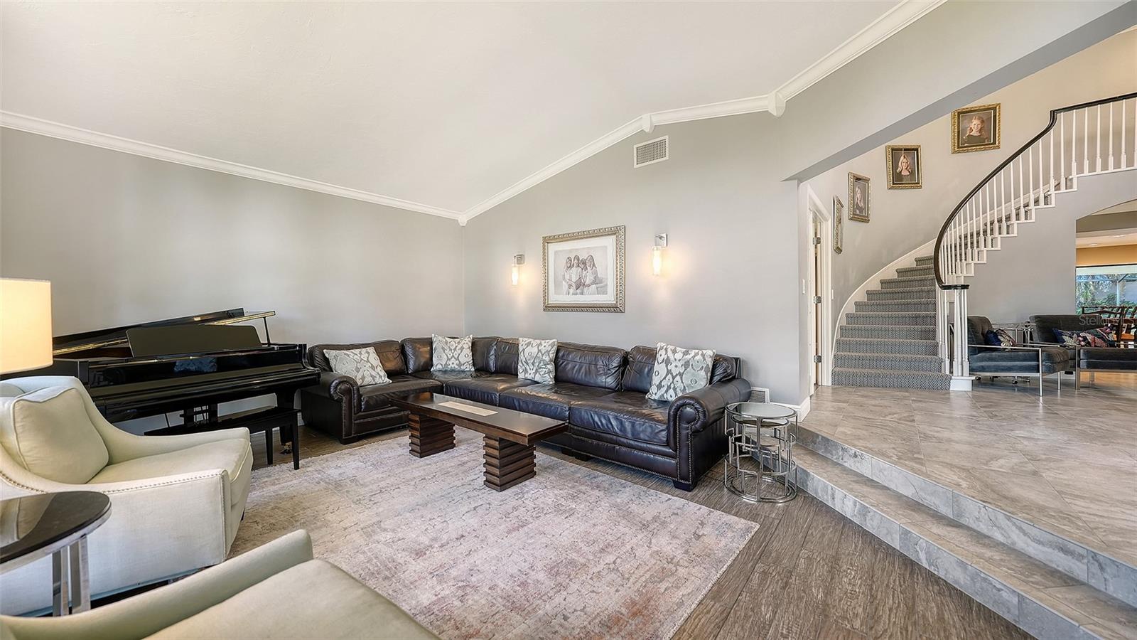 BENEVA OAKS - Residential