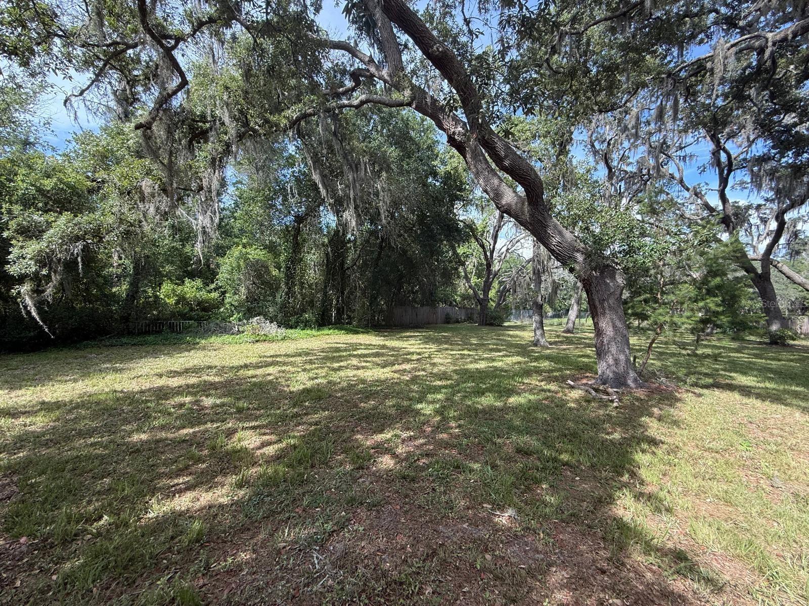 OAKWOOD ACRES UNREC - Residential