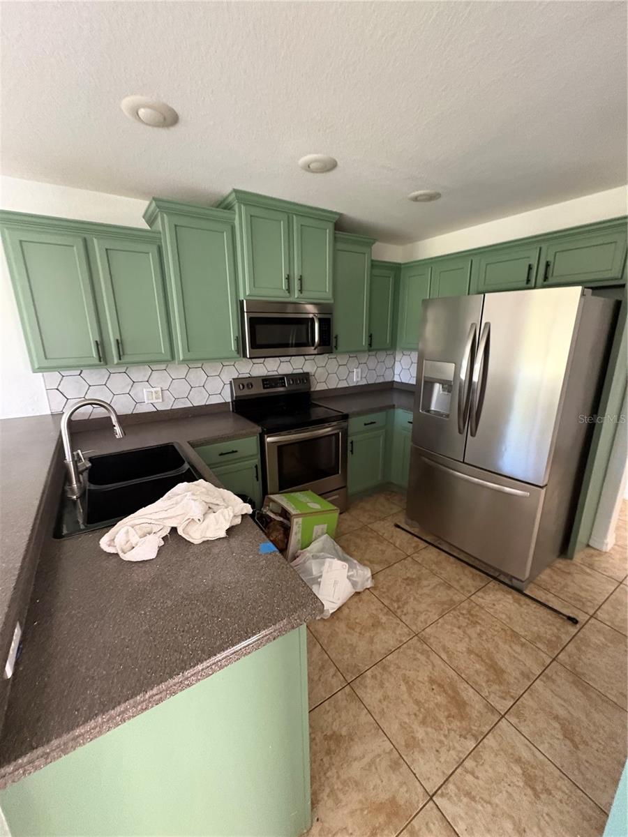 STONEYBROOK AT VENICE - Residential