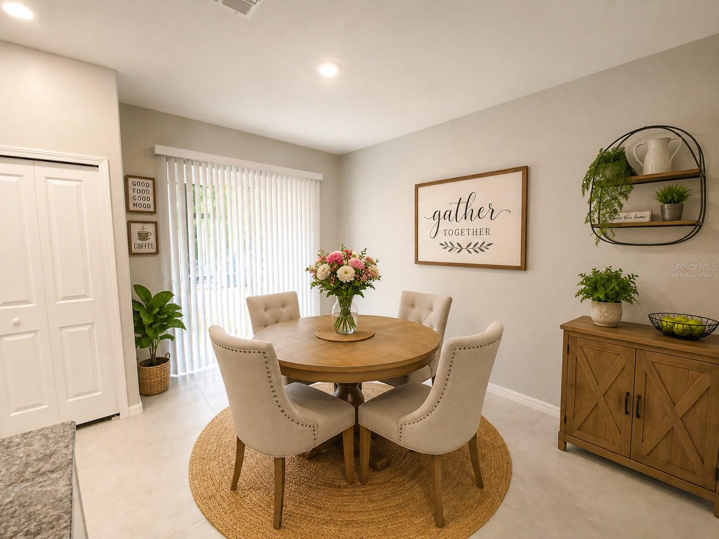 VENTANA TWNHMS AT WATERS EDGE - Residential Lease