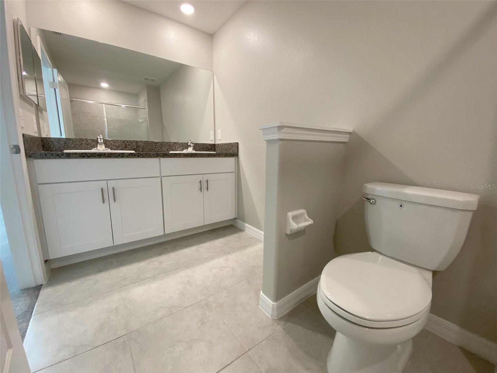 VENTANA TWNHMS AT WATERS EDGE - Residential Lease