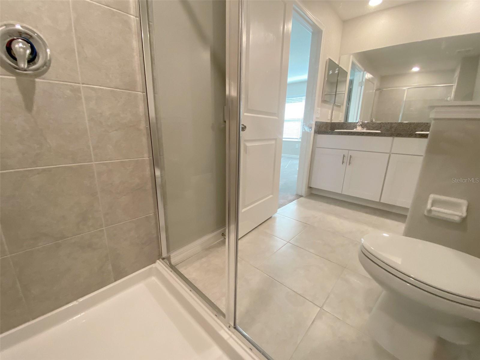 VENTANA TWNHMS AT WATERS EDGE - Residential Lease