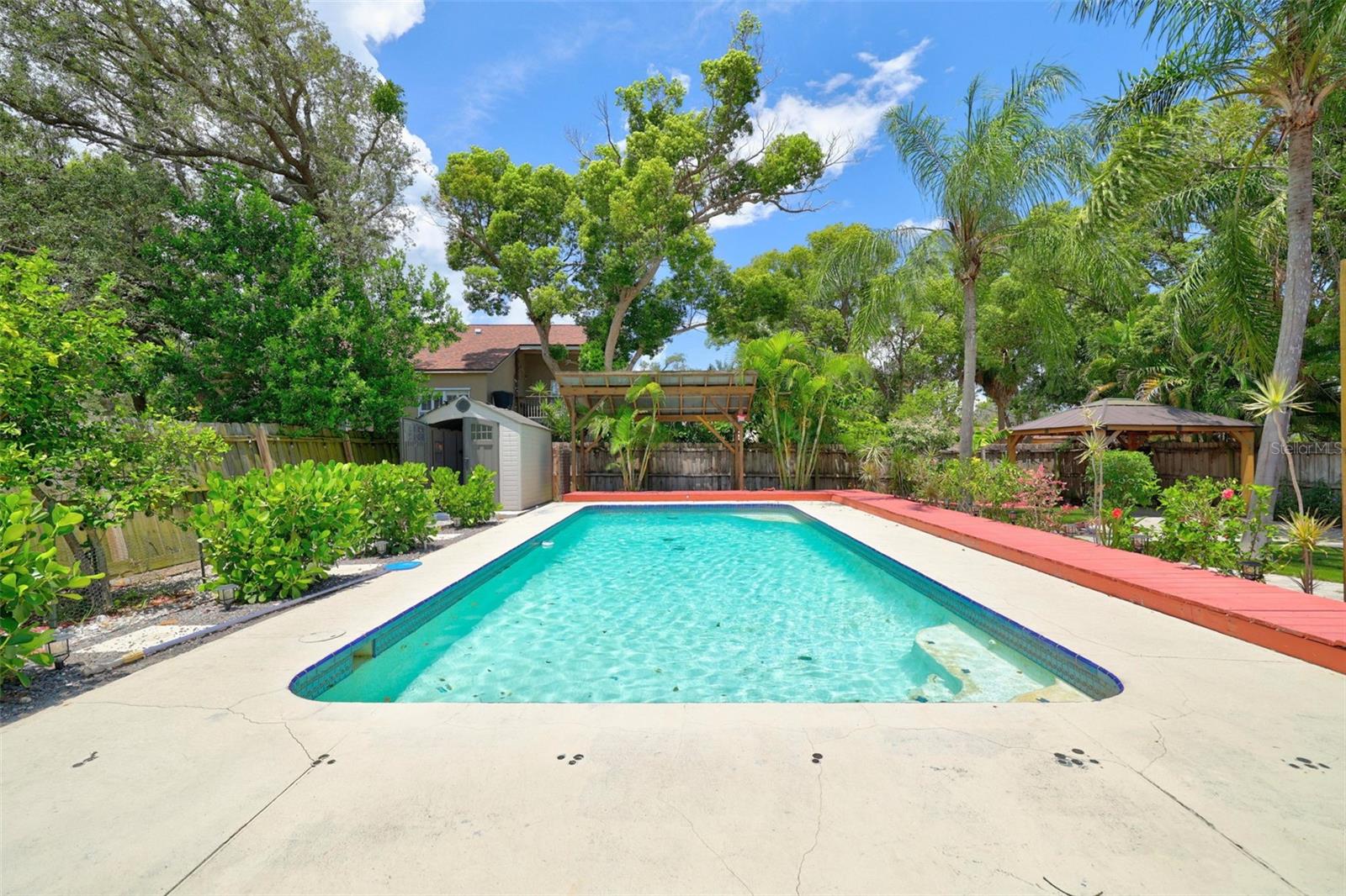 SUNSET HILLS REP - Residential